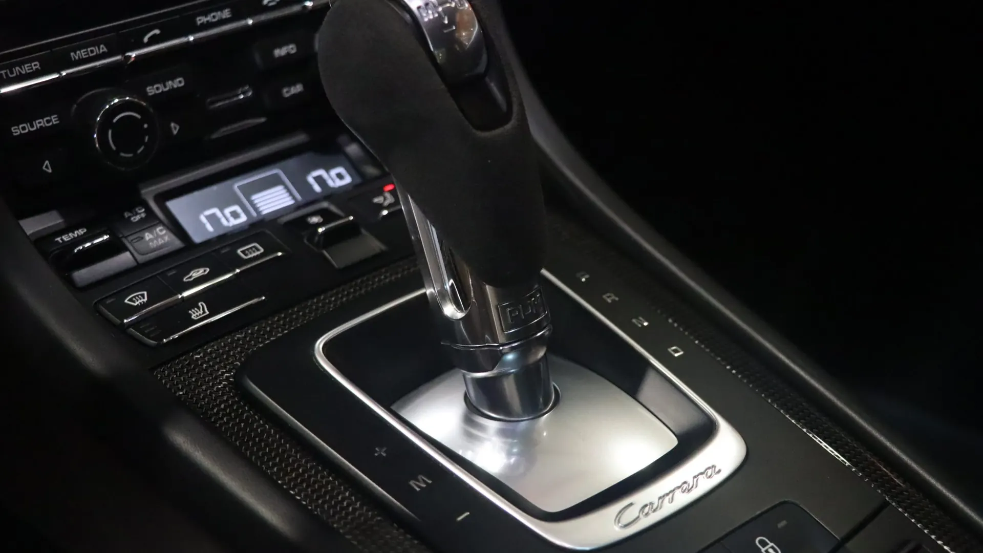 Porsche 911 — photo 29