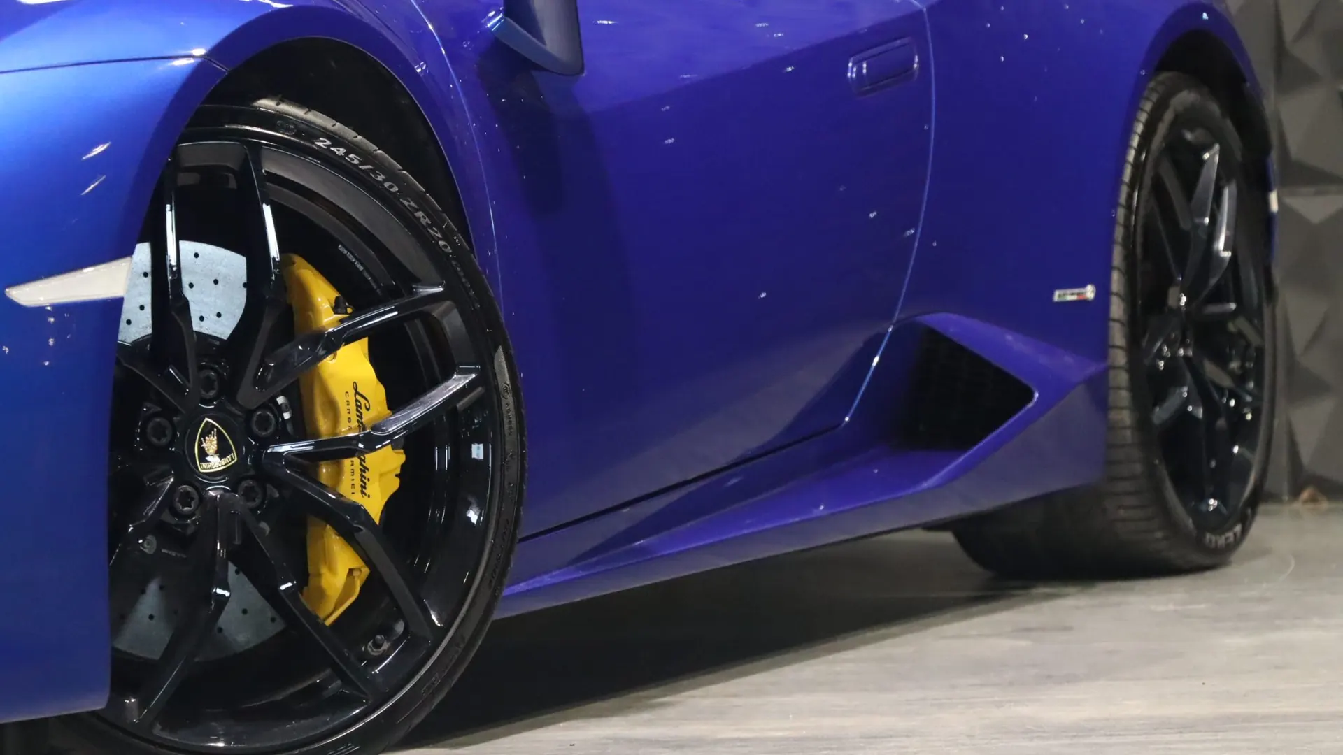 Lamborghini HURACAN — photo 38