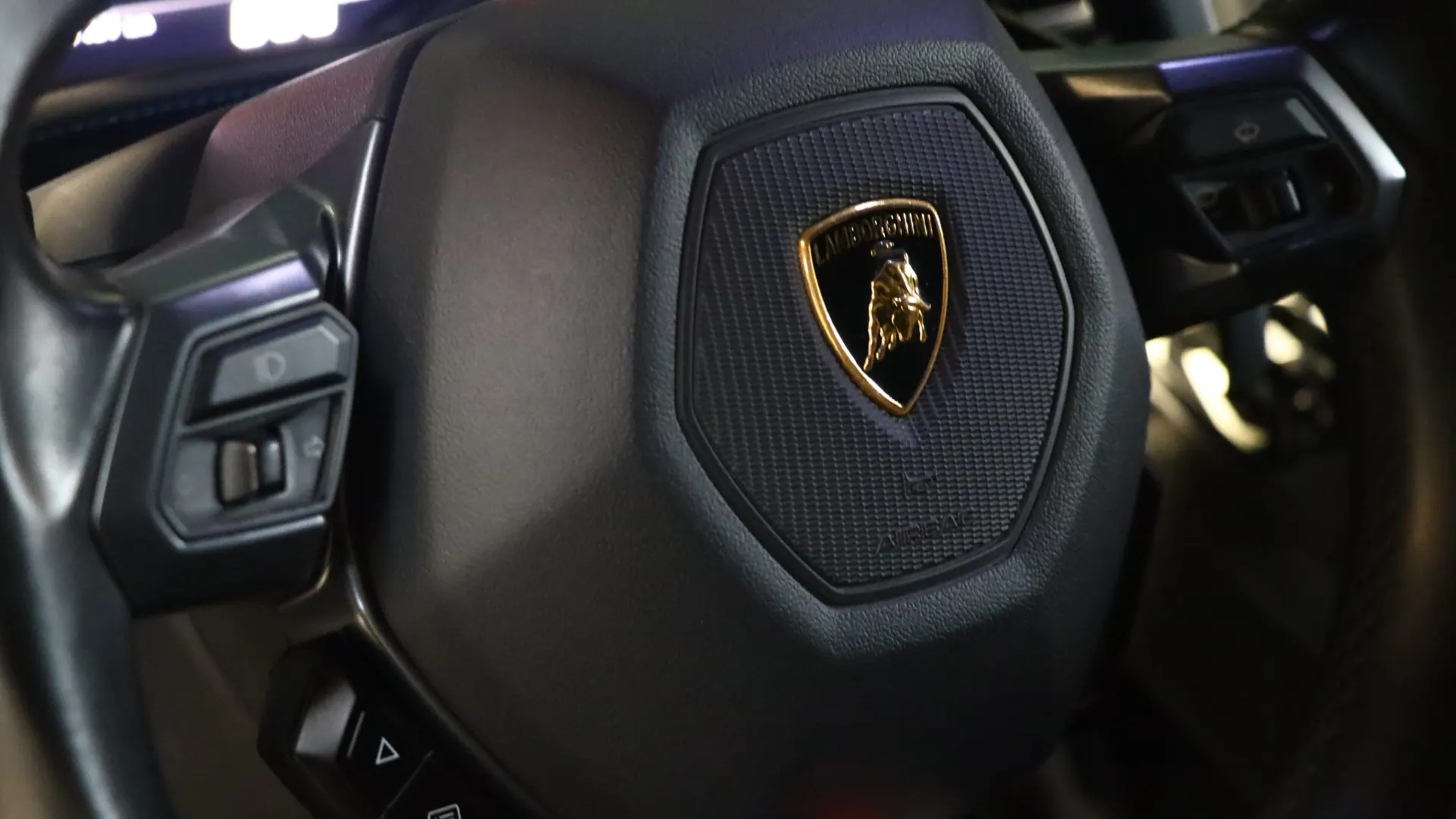 Lamborghini HURACAN — photo 20