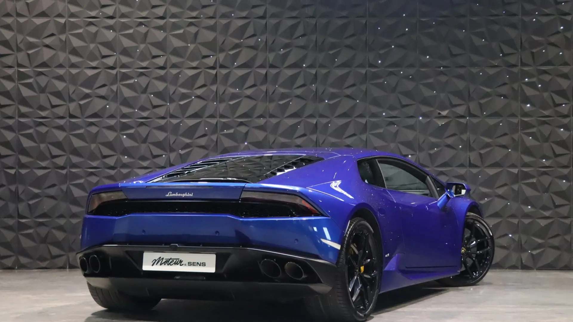Lamborghini HURACAN — photo 2