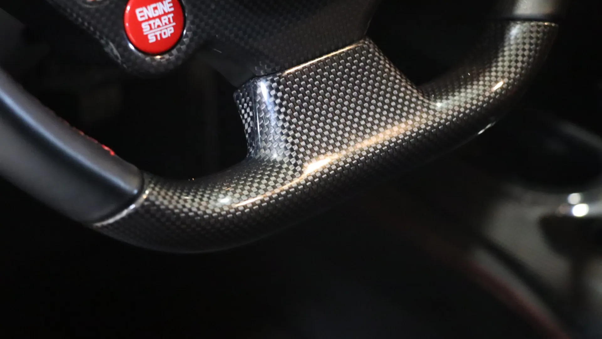 Ferrari 488 — photo 22