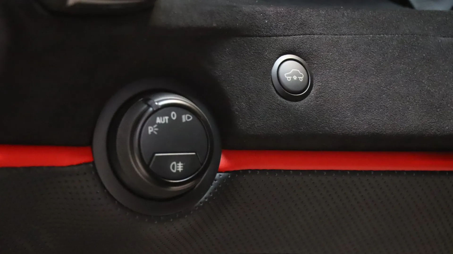 Ferrari 488 — photo 18
