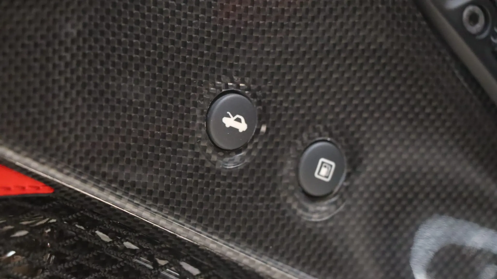 Ferrari 488 — photo 12