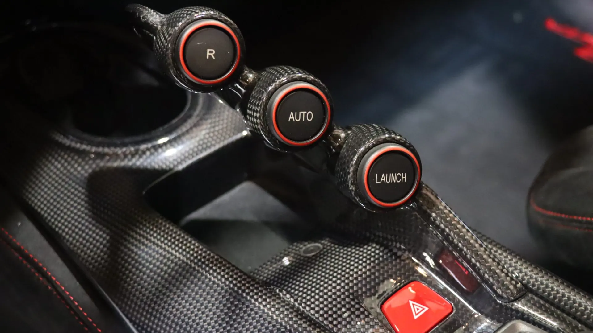 Ferrari 488 — photo 30