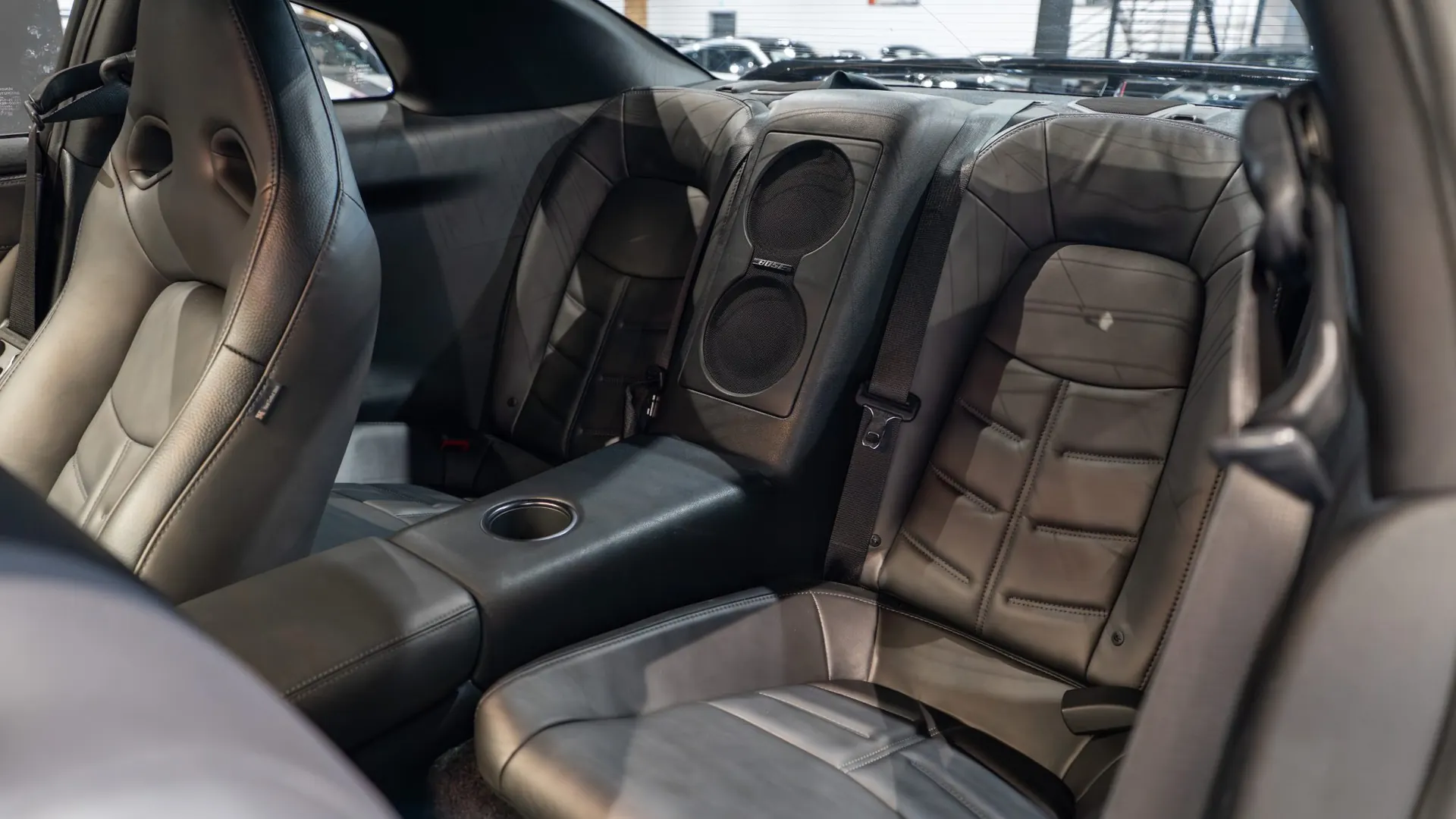 Nissan GT-R — photo 15
