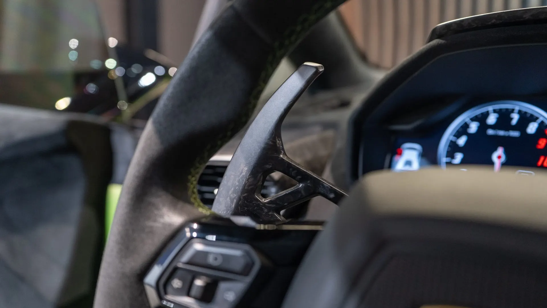 Lamborghini HURACAN — photo 24