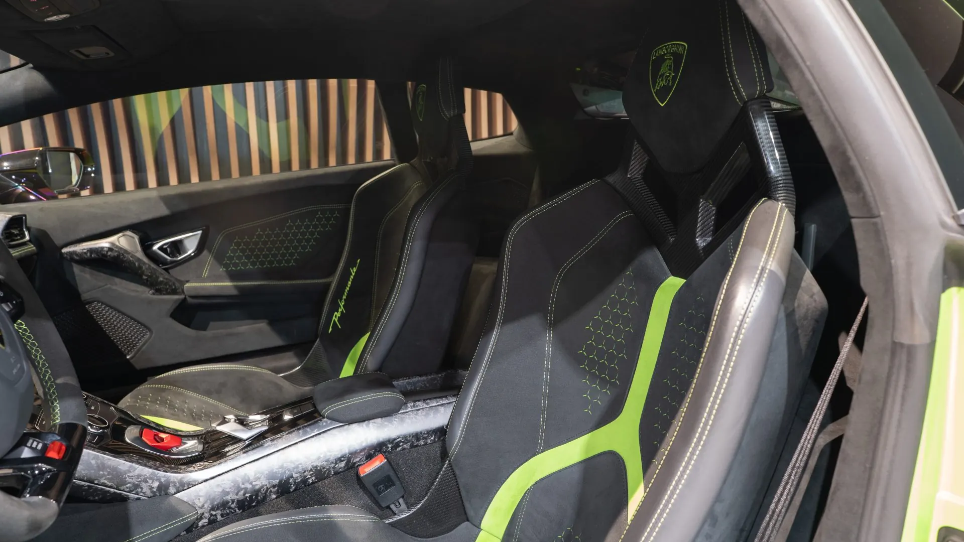 Lamborghini HURACAN — photo 8