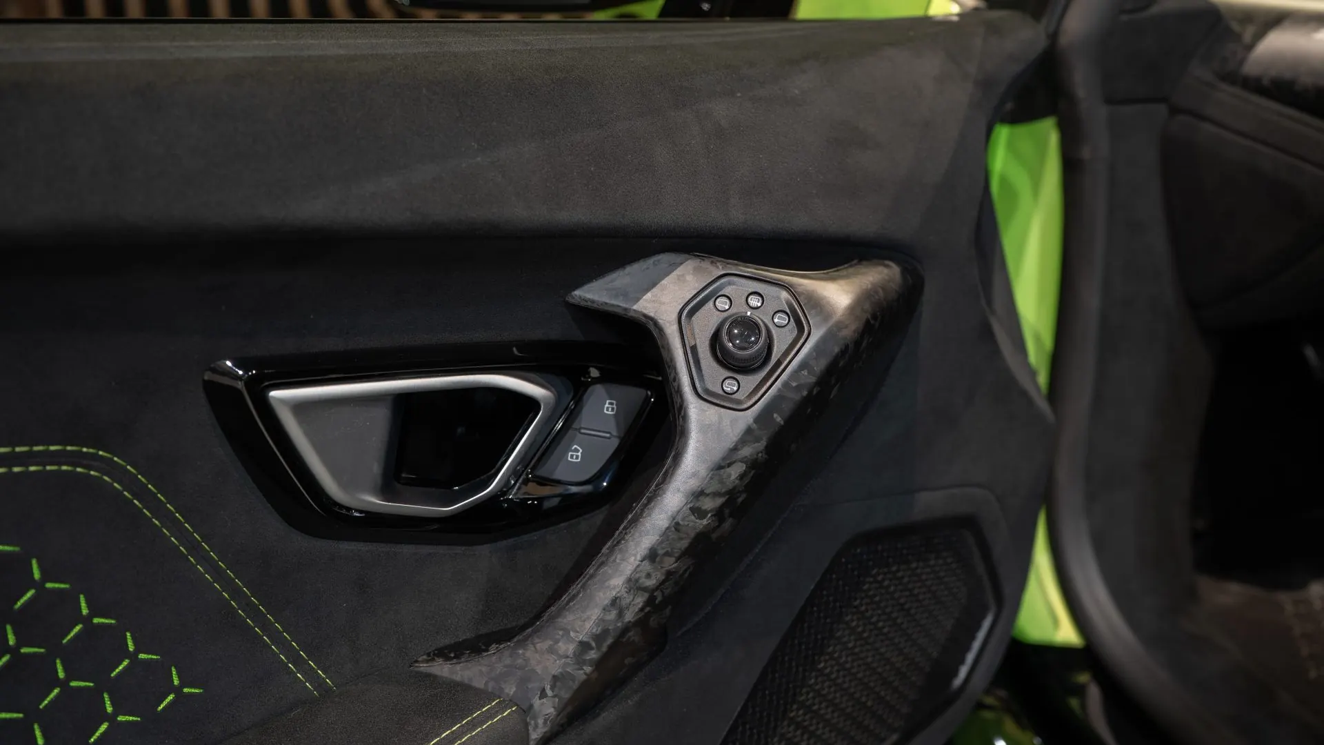 Lamborghini HURACAN — photo 15