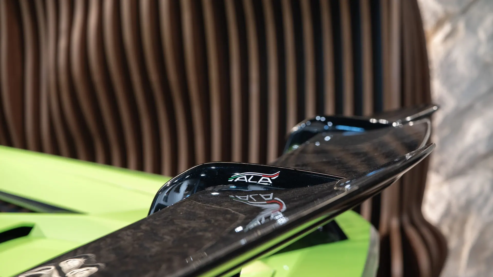 Lamborghini HURACAN — photo 38