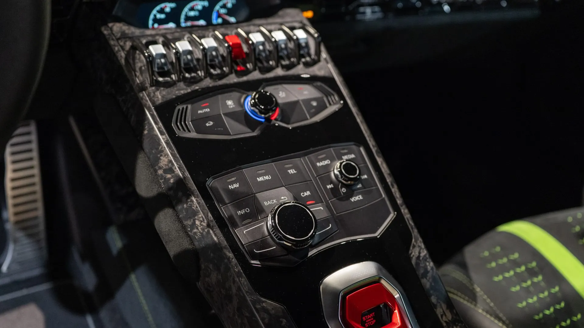 Lamborghini HURACAN — photo 18