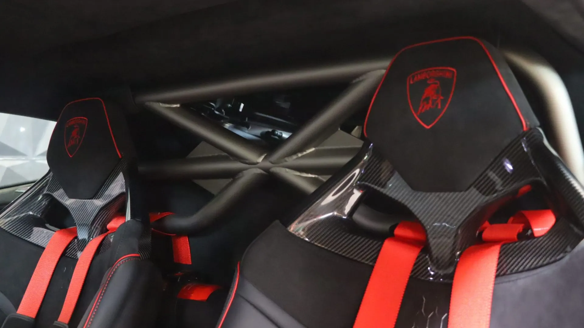Lamborghini HURACAN — photo 35