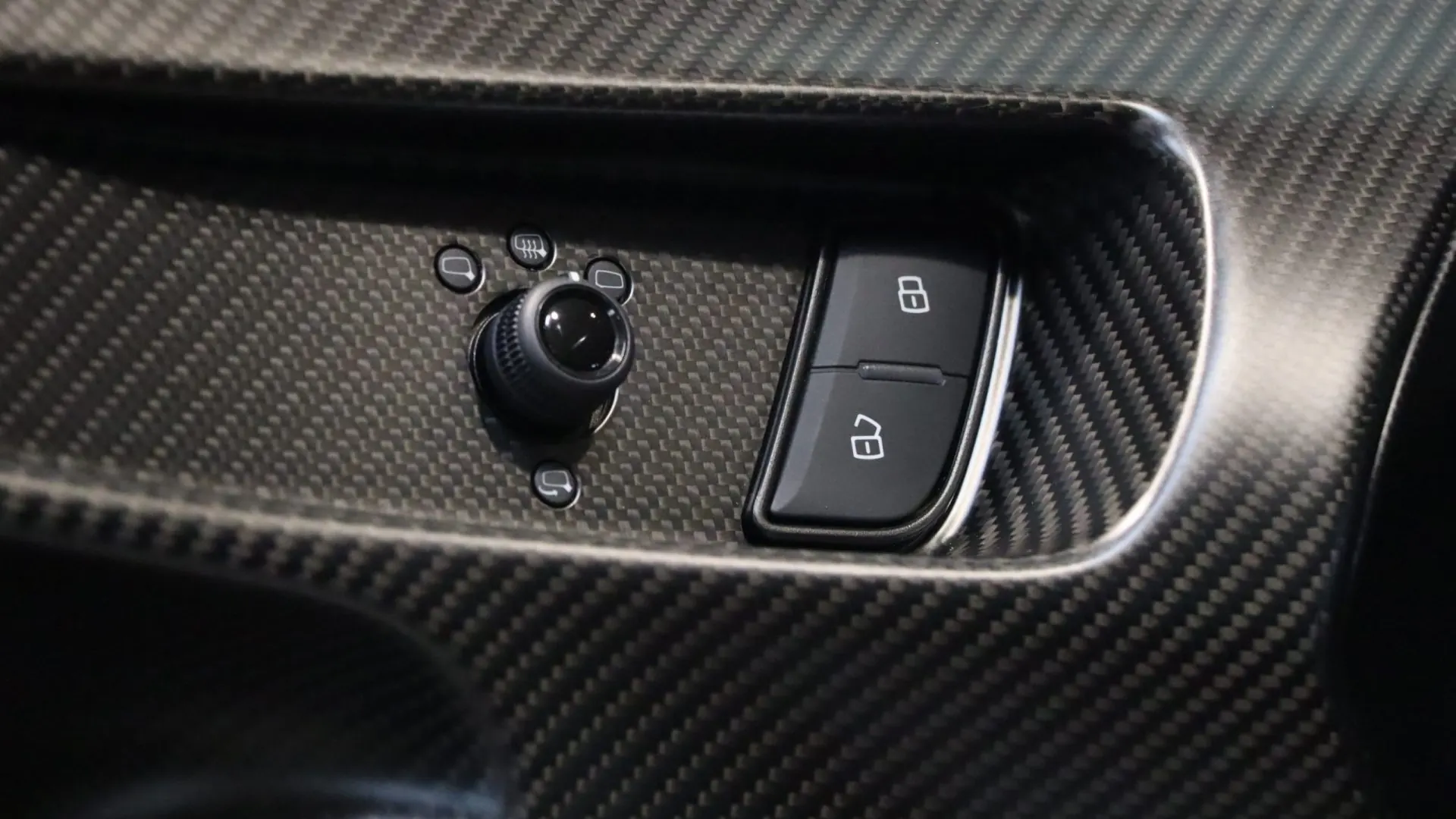 Lamborghini HURACAN — photo 10