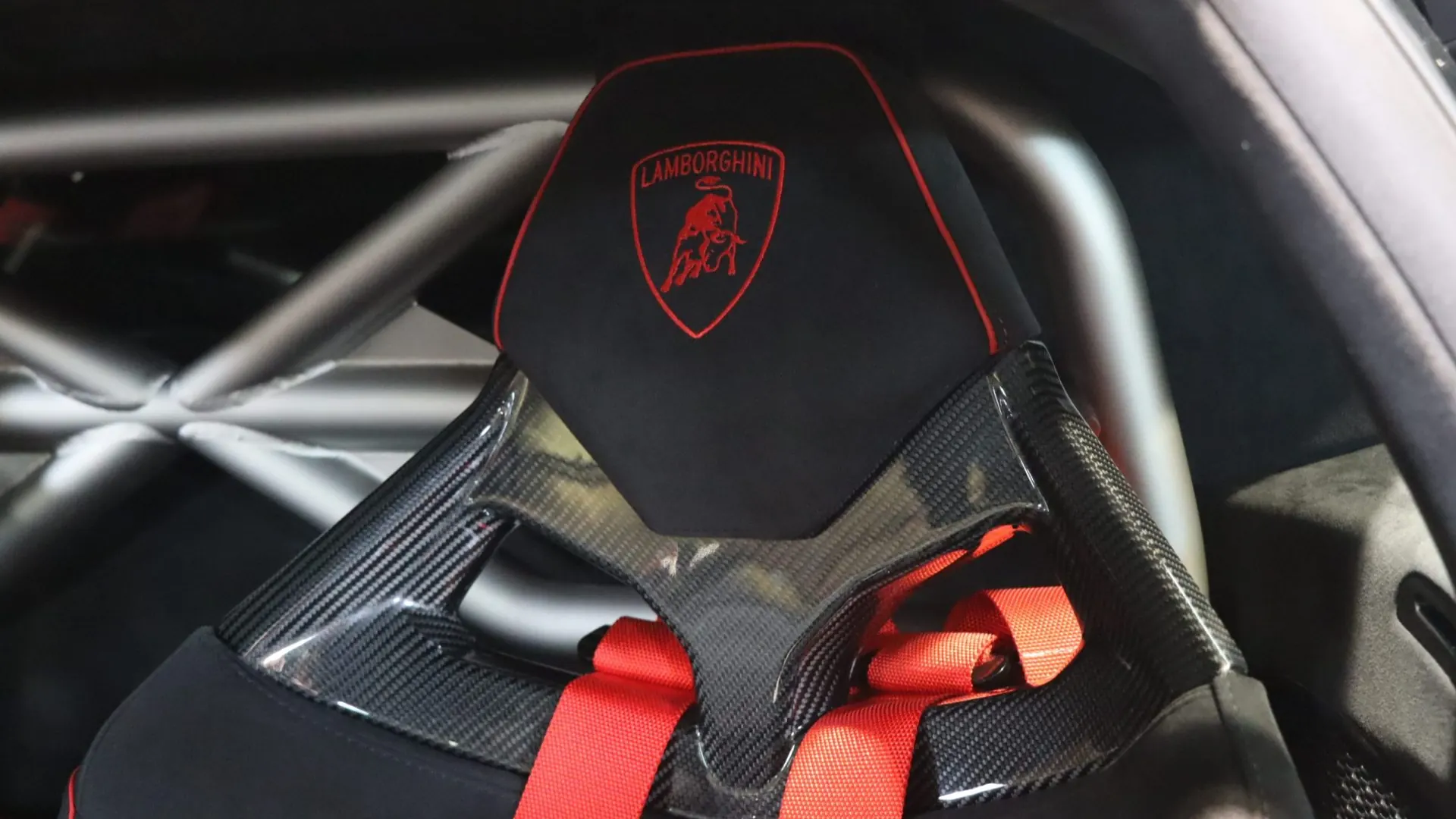 Lamborghini HURACAN — photo 34