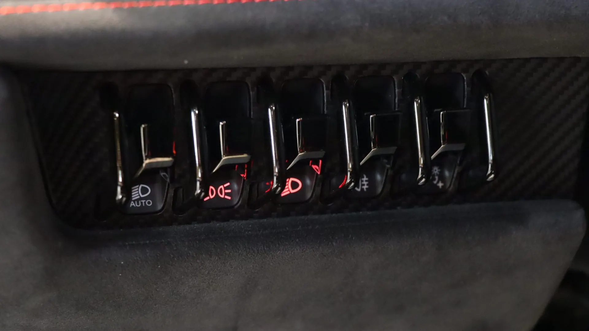 Lamborghini HURACAN — photo 16