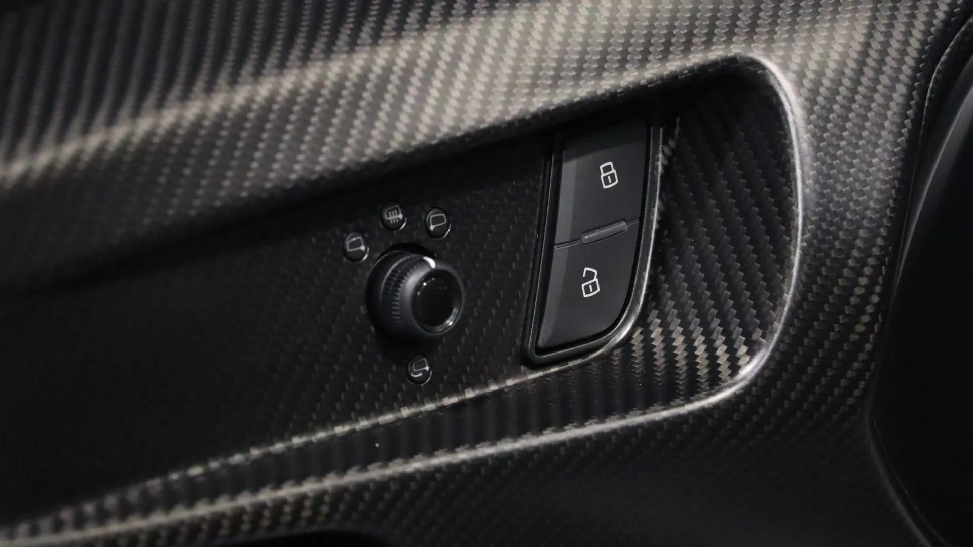 Lamborghini HURACAN — photo 11