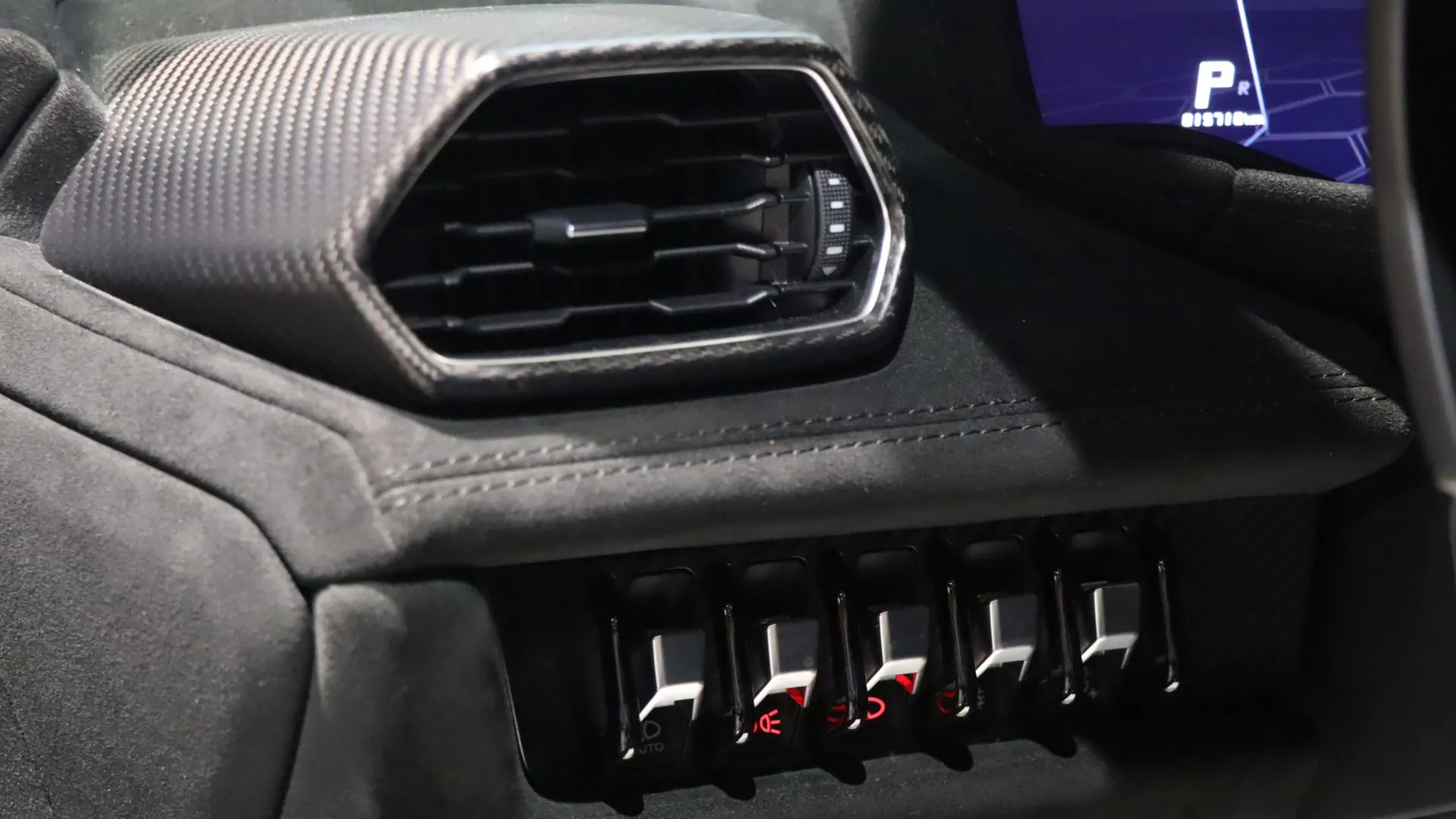 Lamborghini HURACAN — photo 15