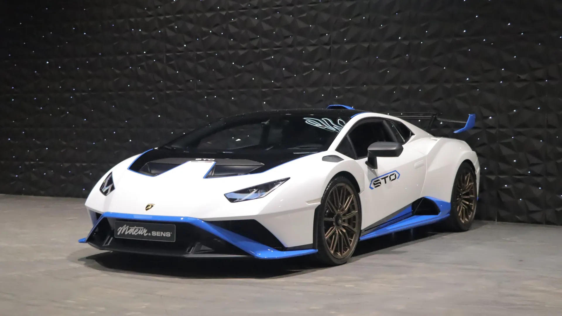 Lamborghini HURACAN — photo 46