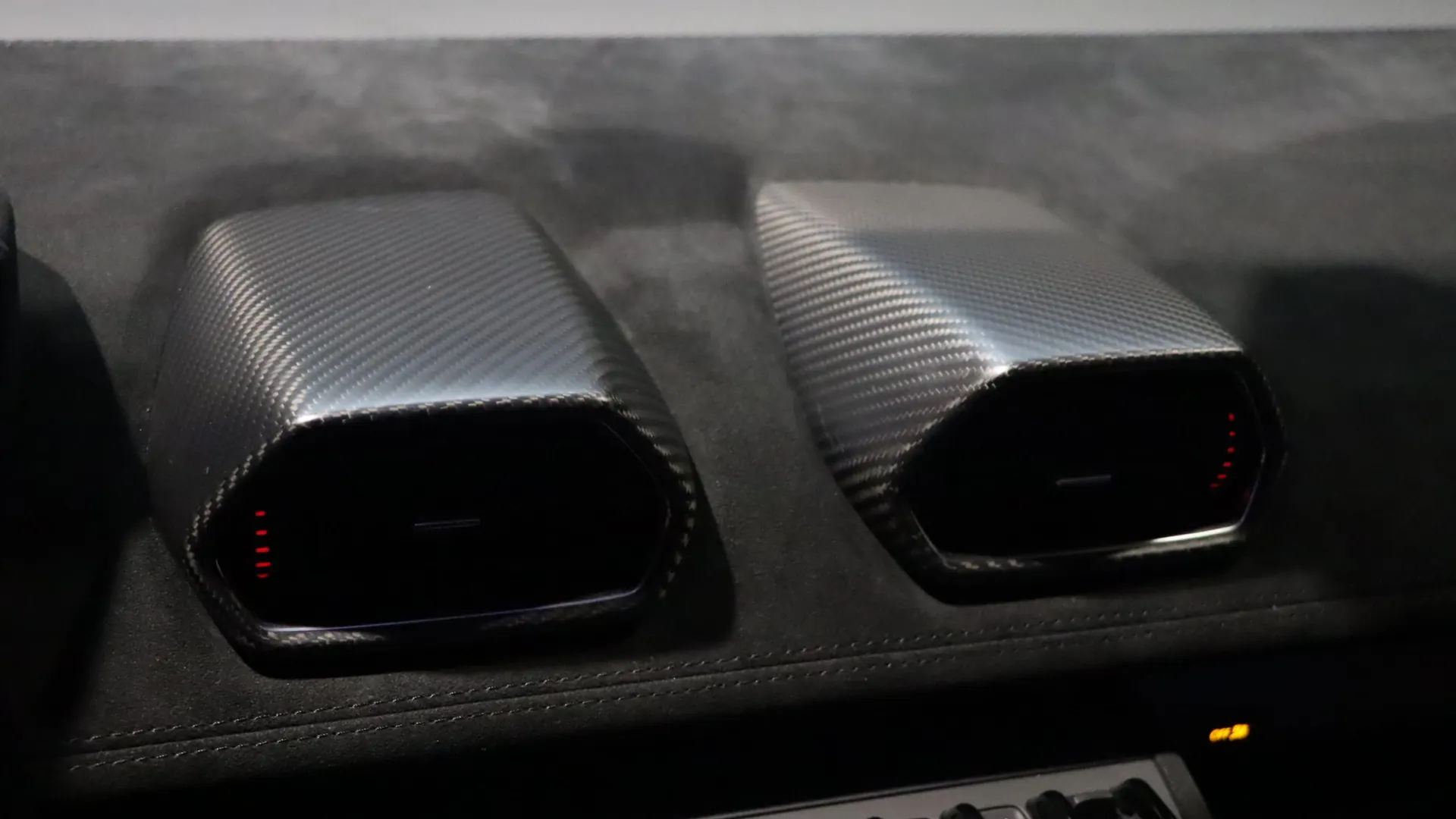 Lamborghini HURACAN — photo 24