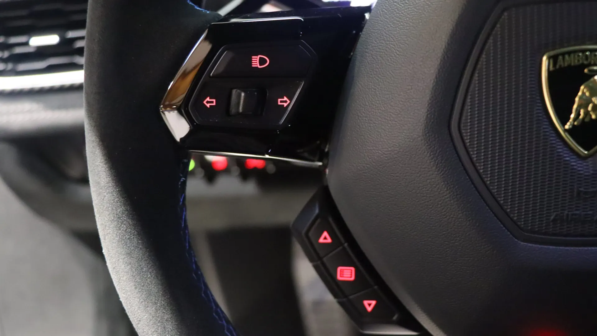 Lamborghini HURACAN — photo 16