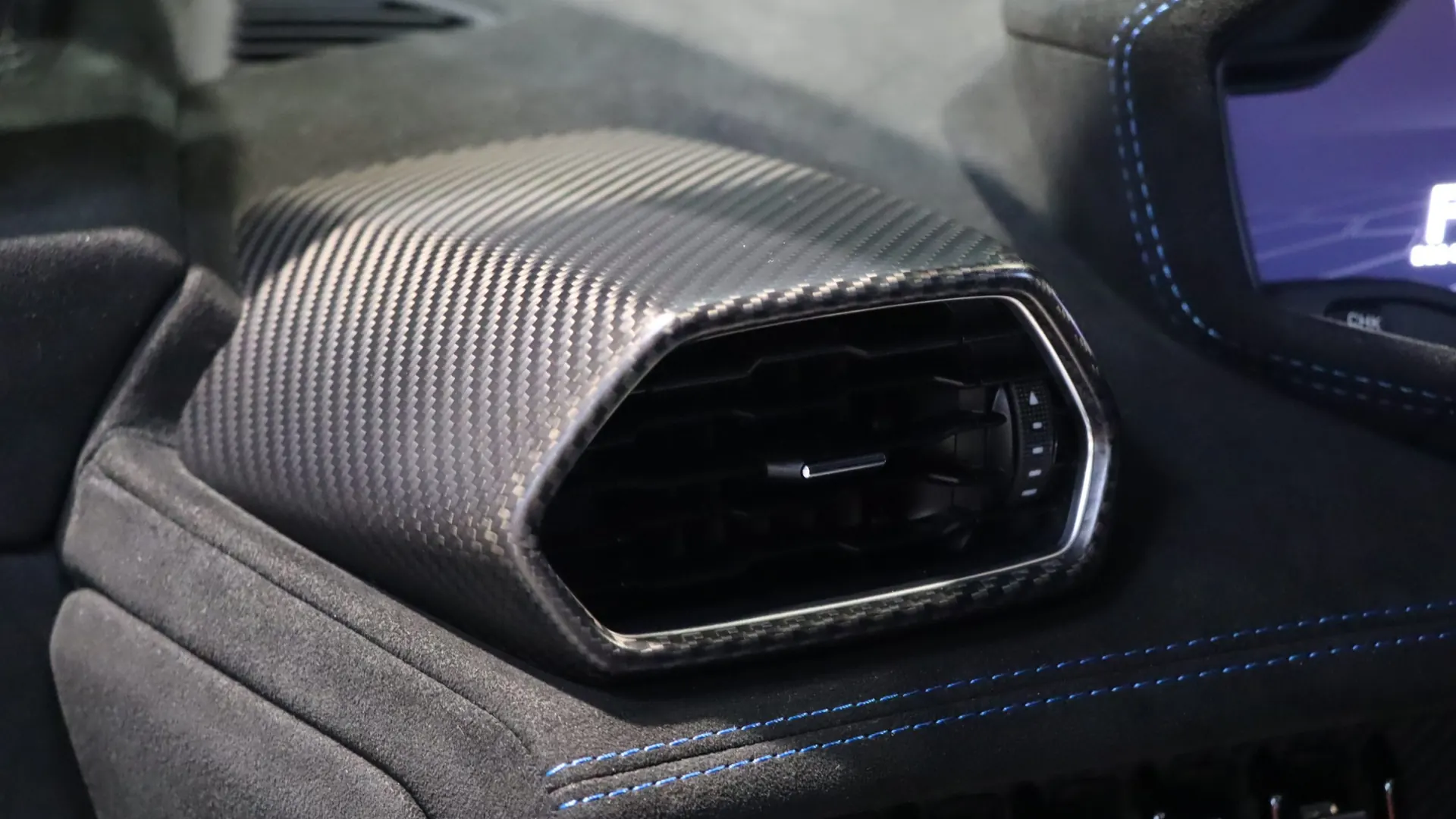 Lamborghini HURACAN — photo 15