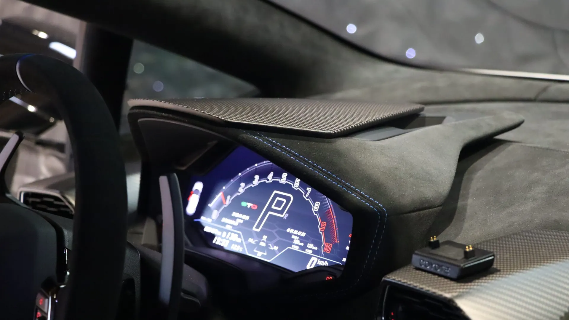 Lamborghini HURACAN — photo 23