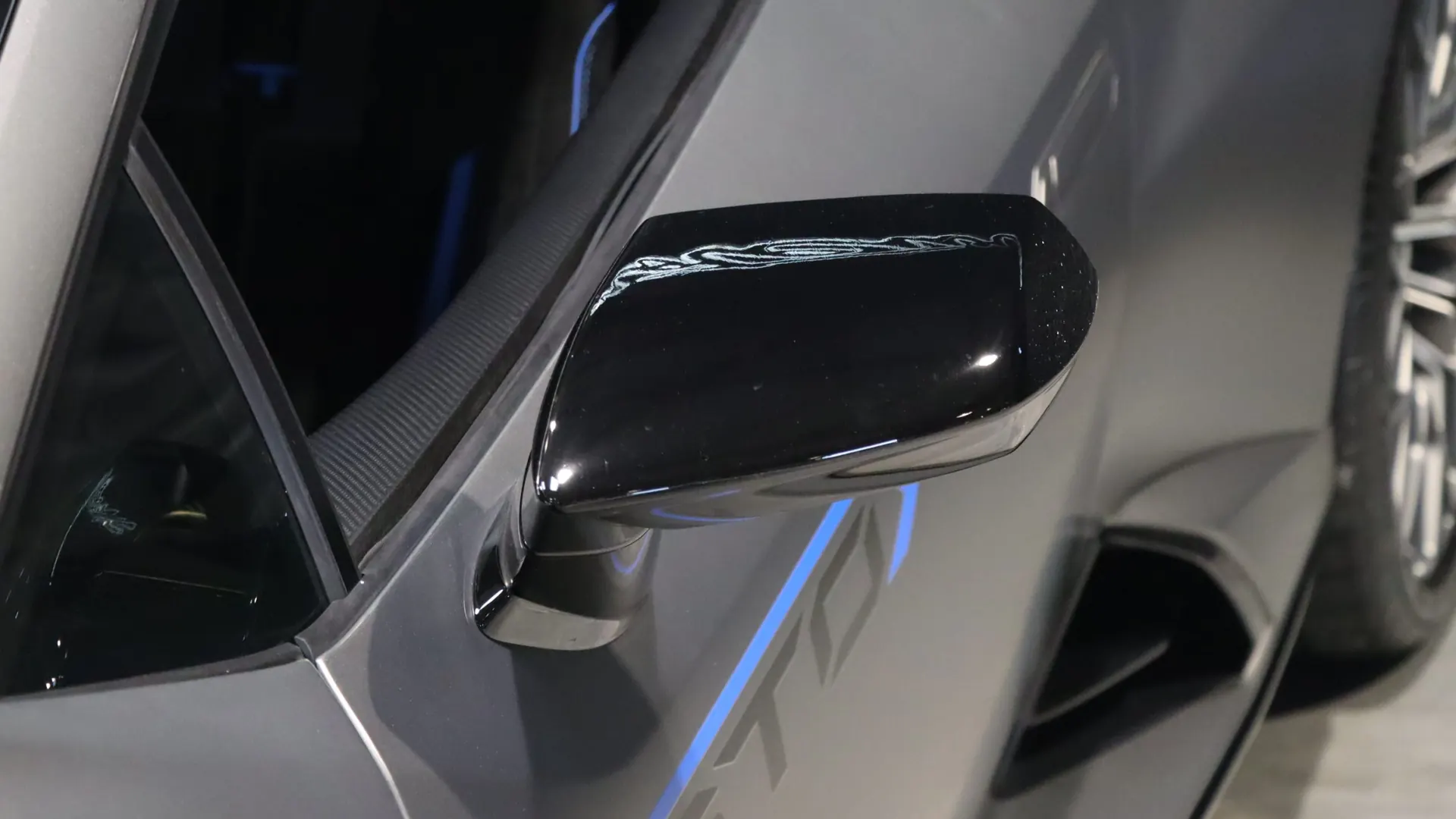 Lamborghini HURACAN — photo 48