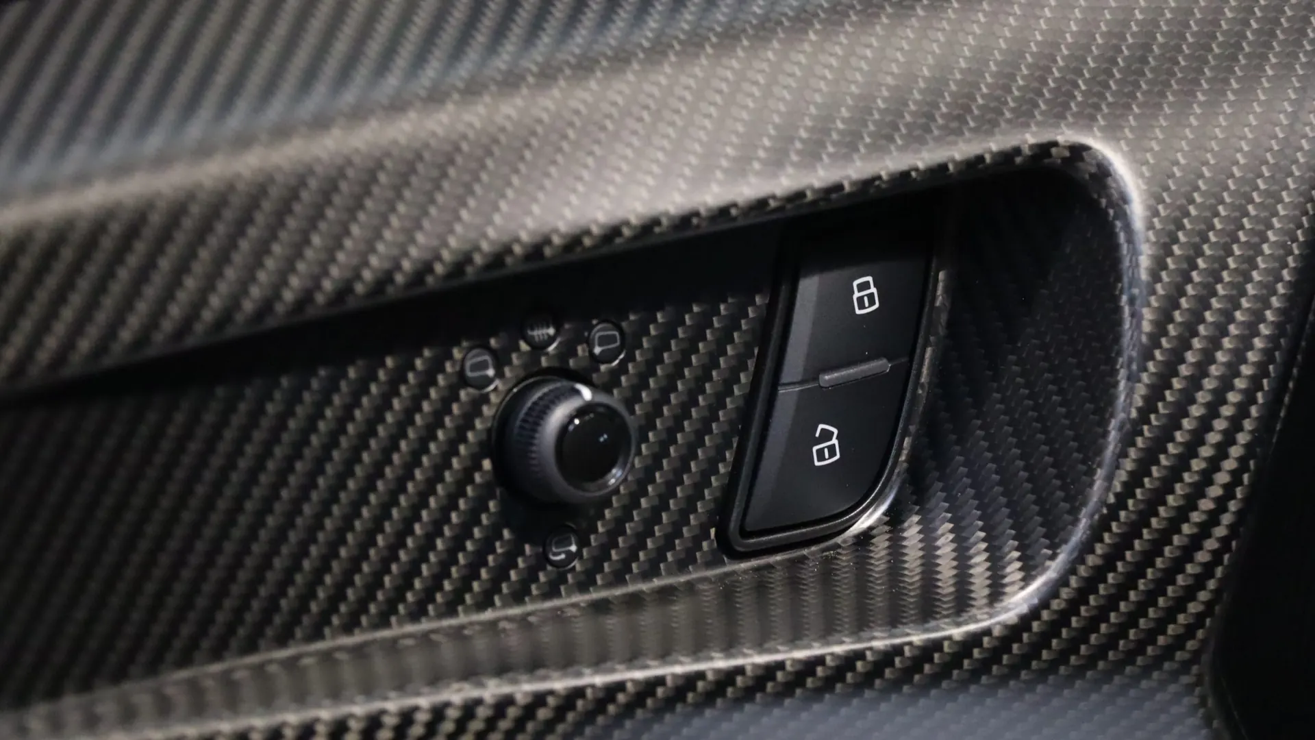 Lamborghini HURACAN — photo 11