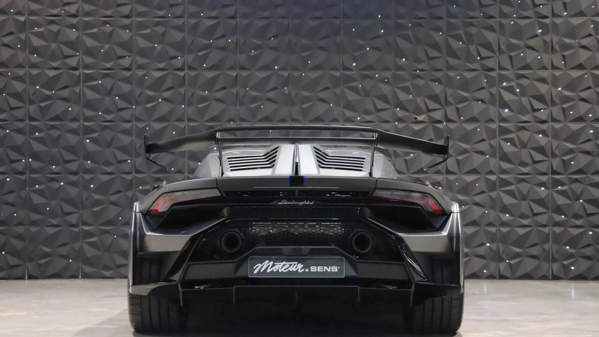 Lamborghini HURACAN — photo 4