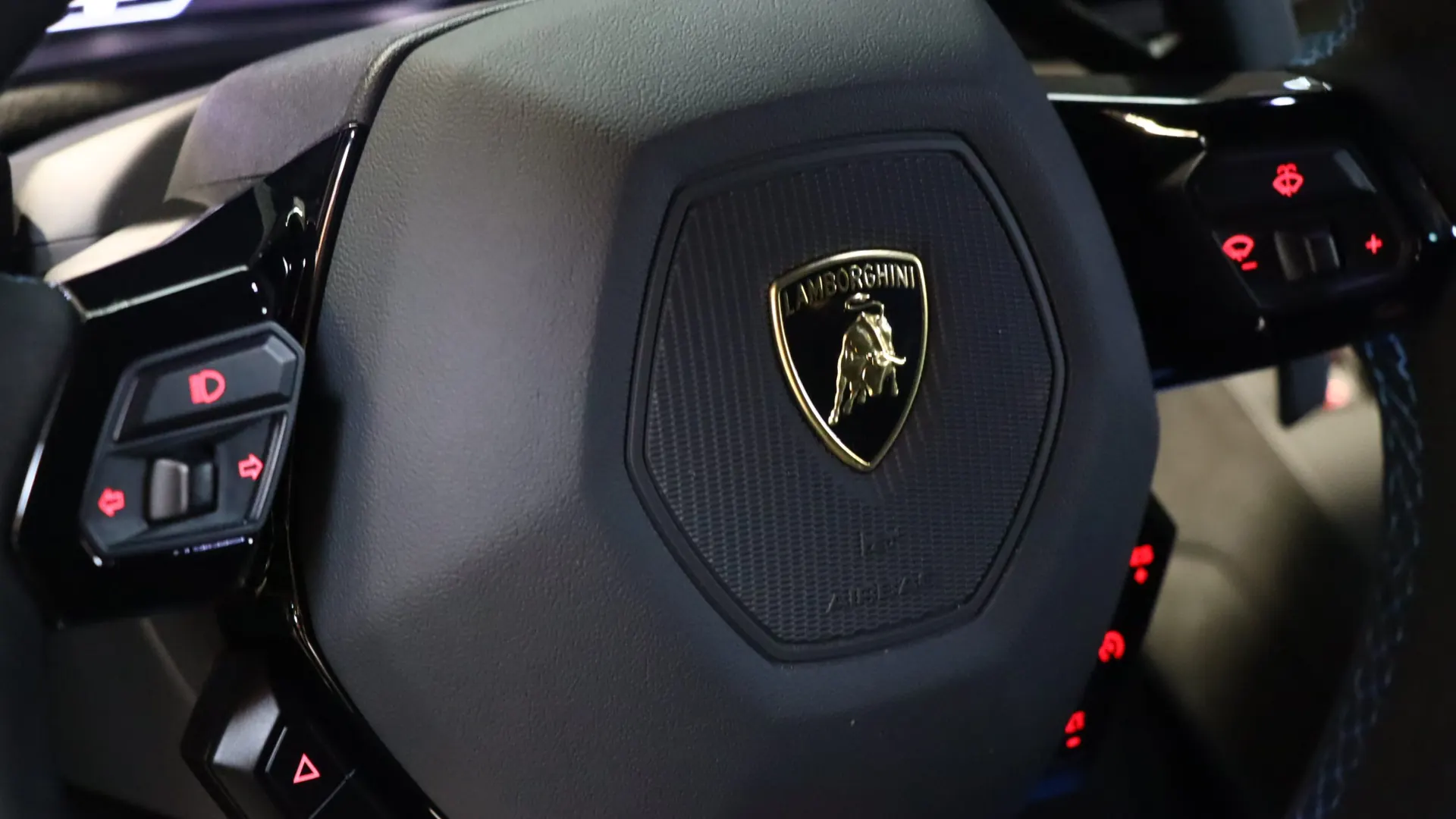 Lamborghini HURACAN — photo 20