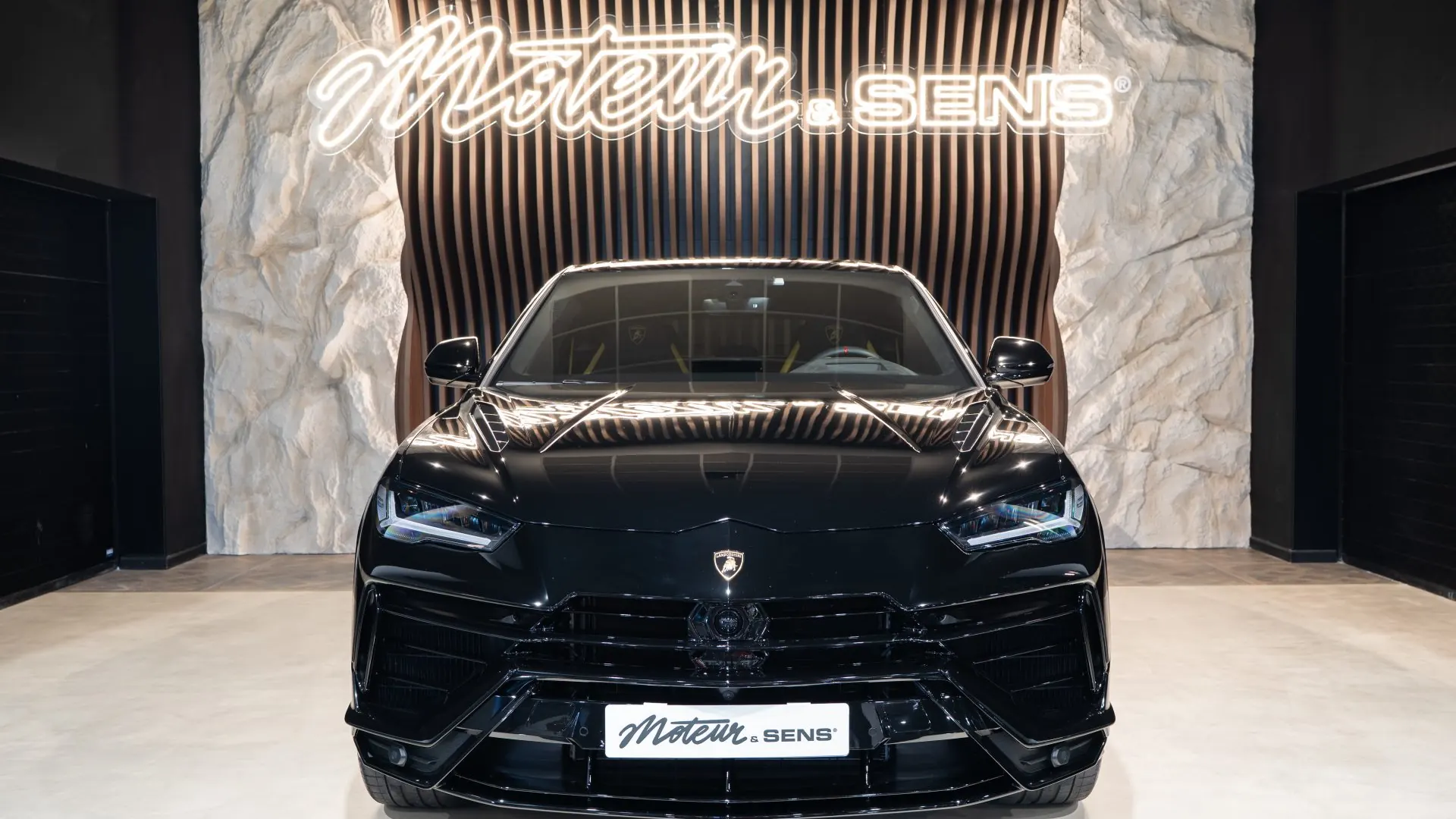 Lamborghini URUS — photo 3