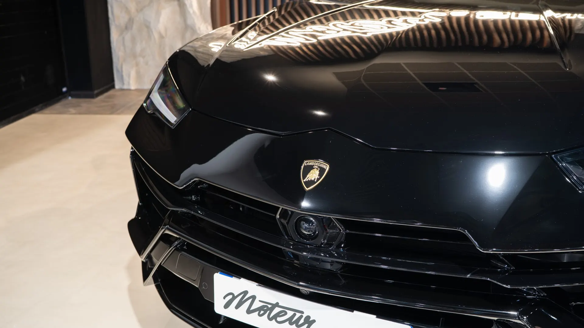 Lamborghini URUS — photo 43