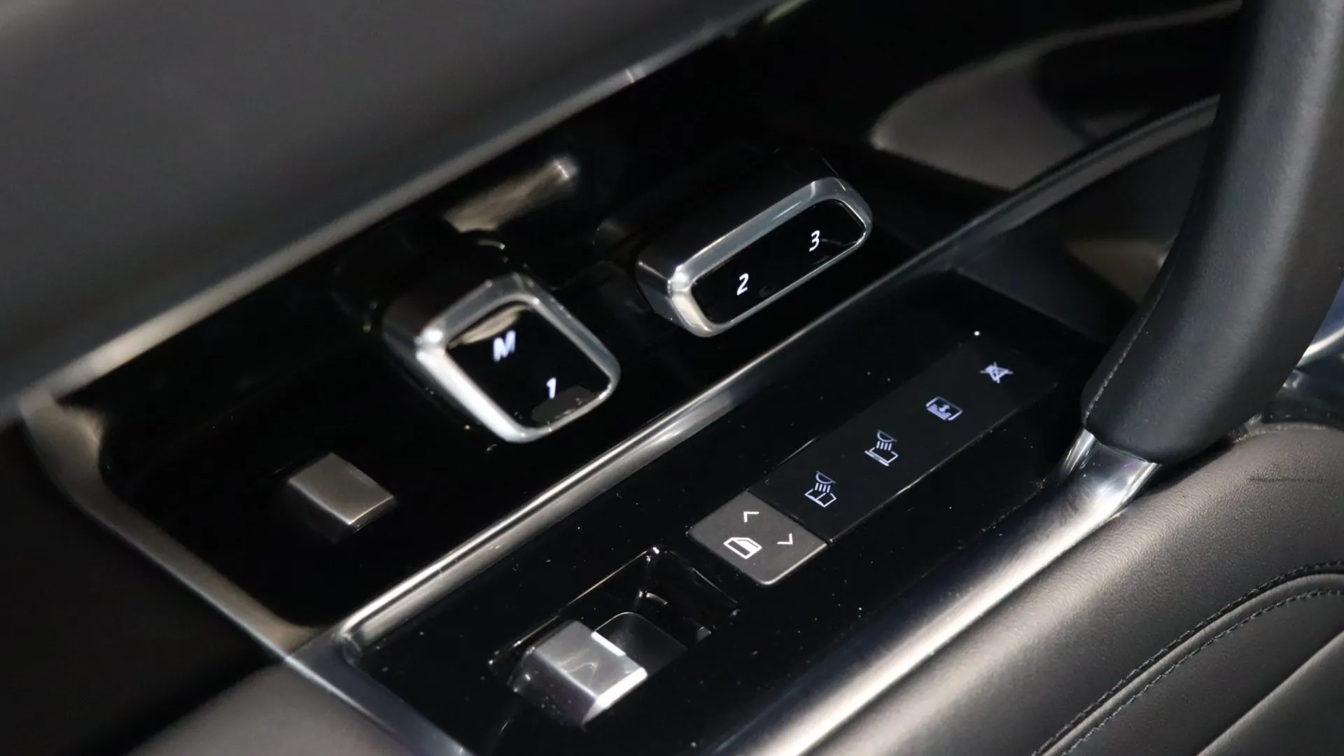 Land Rover RANGE — photo 35