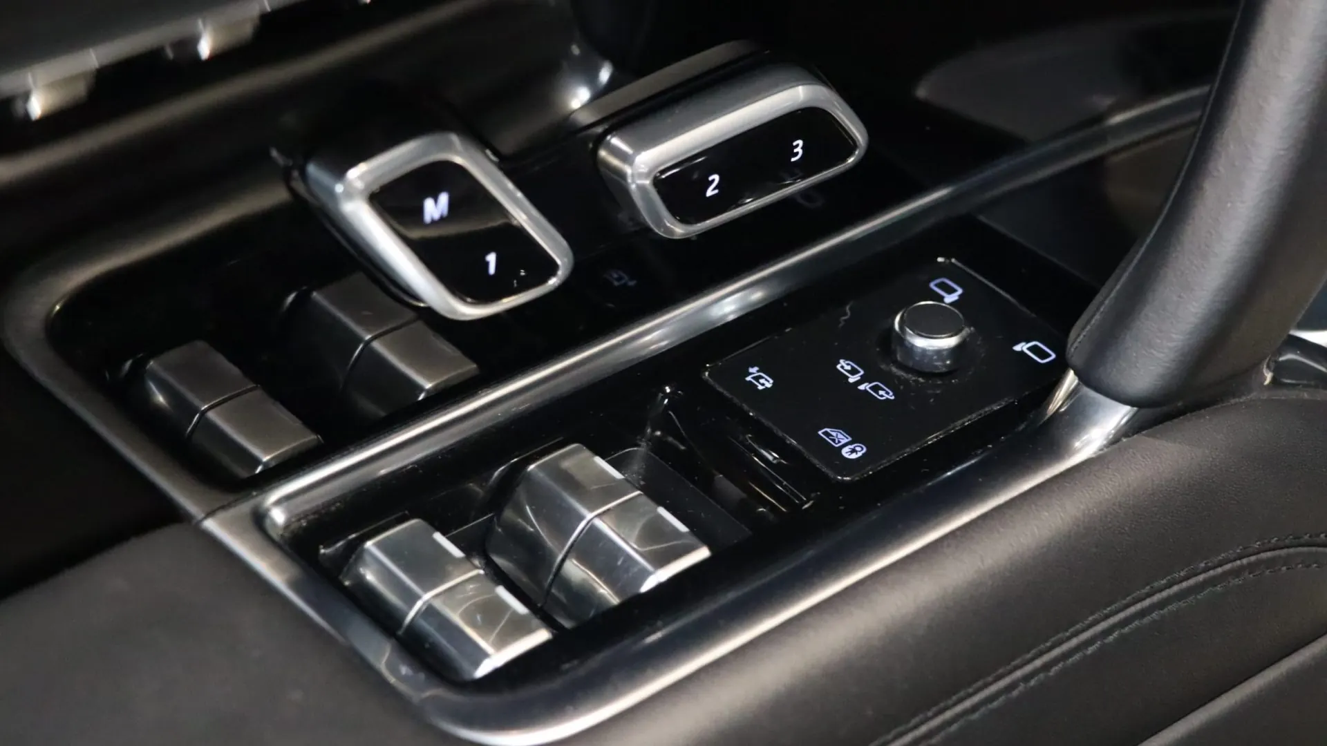 Land Rover RANGE — photo 12