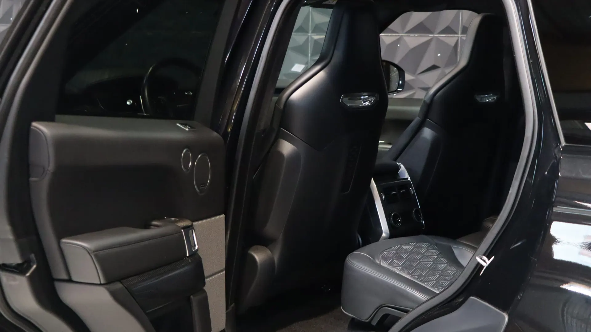 Land Rover RANGE — photo 35