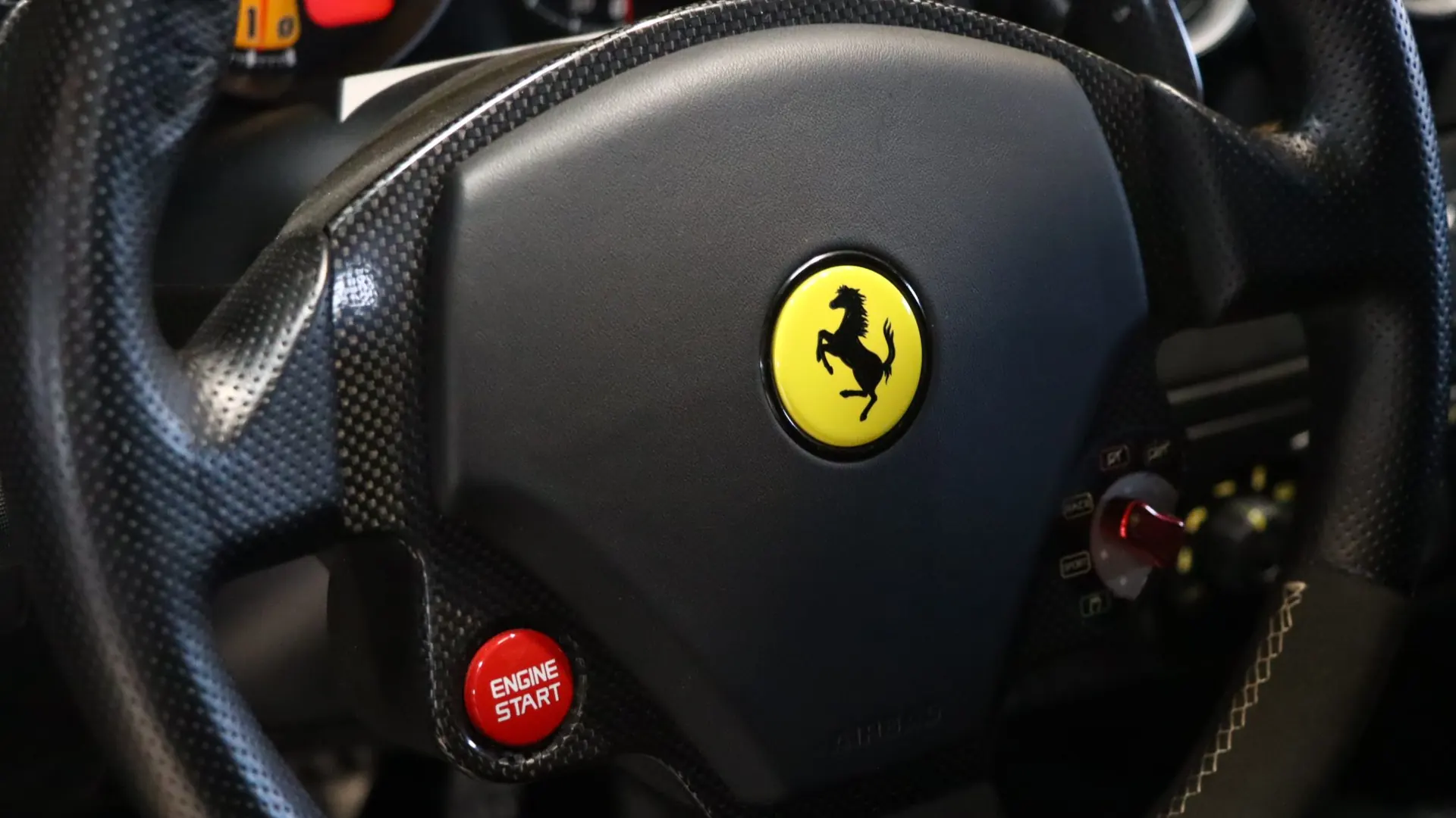 Ferrari 430 — photo 19