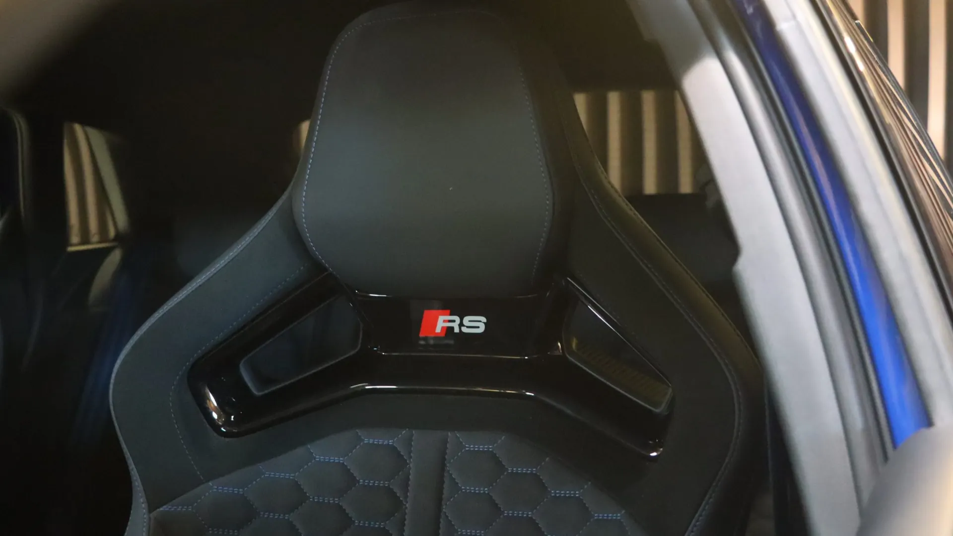 Audi RS3 — photo 36