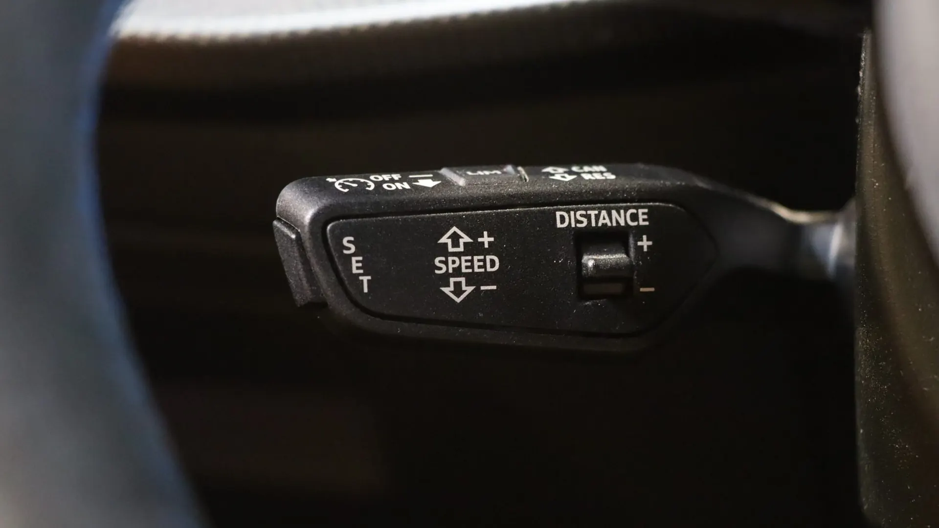 Audi RS3 — photo 18