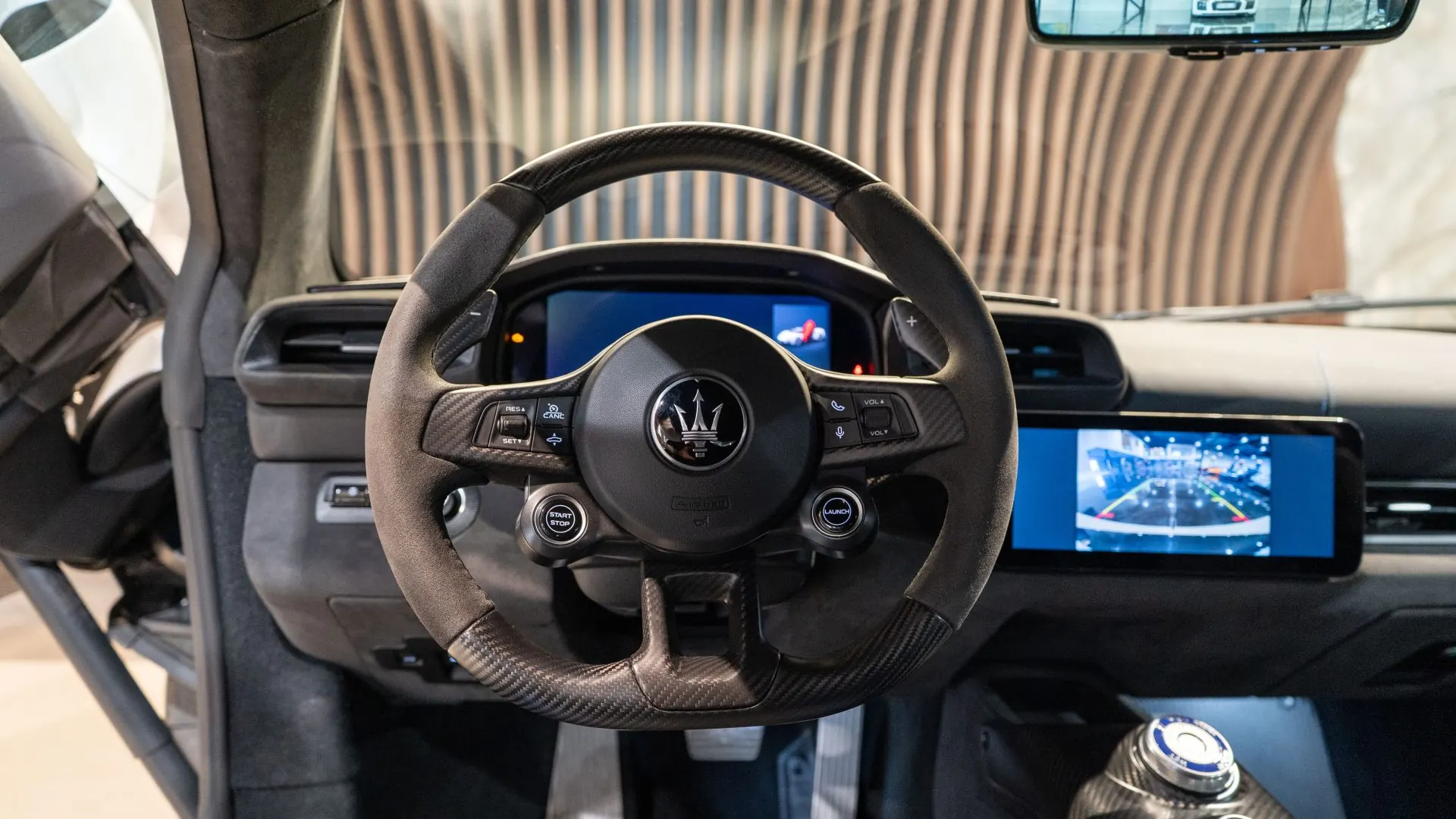 Maserati MC20 — photo 6