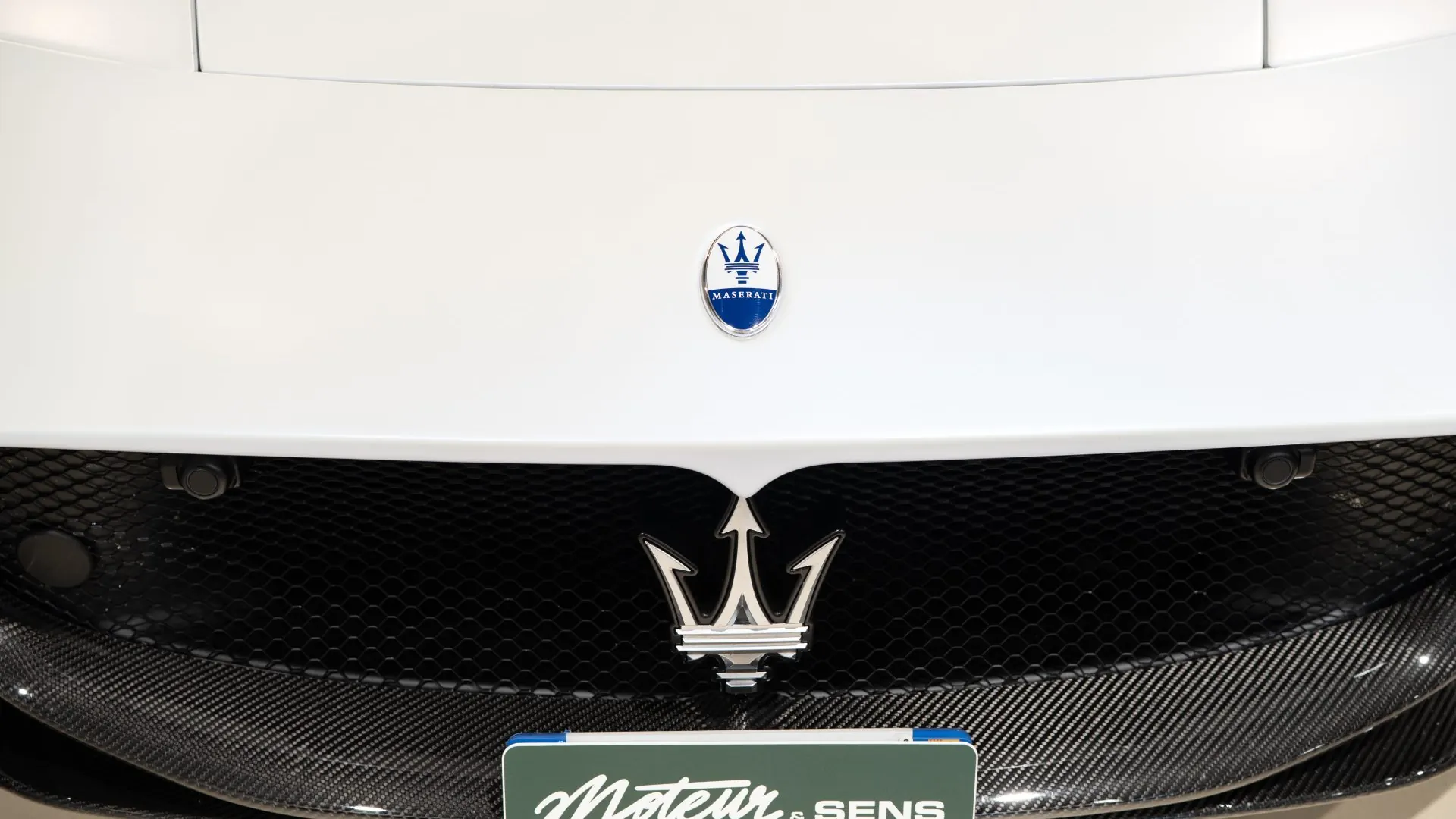Maserati MC20 — photo 37