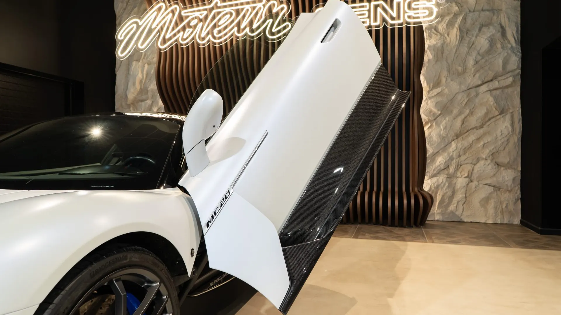 Maserati MC20 — photo 47