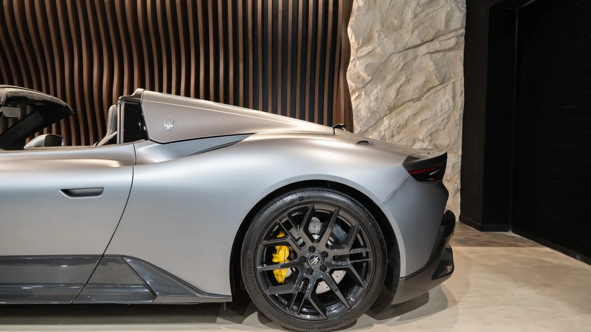 Maserati MC20 — photo 47