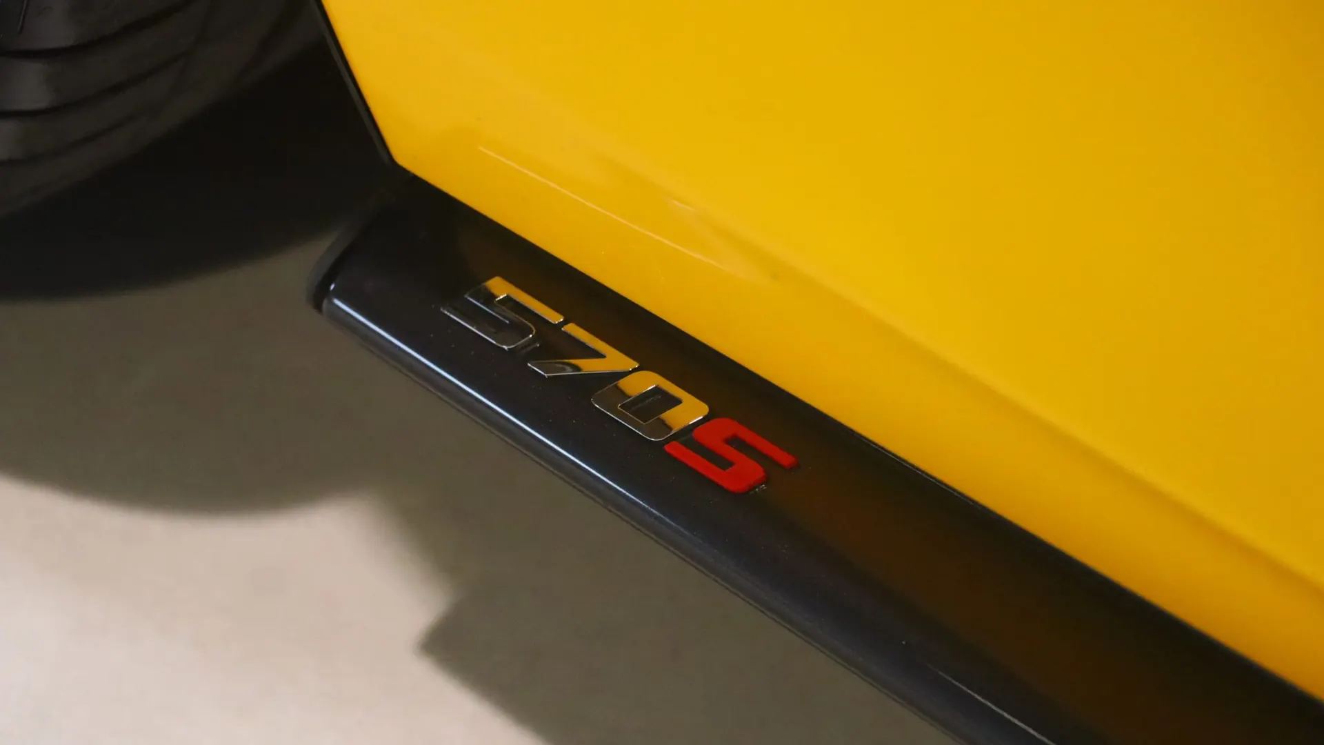 McLaren 570S — photo 40