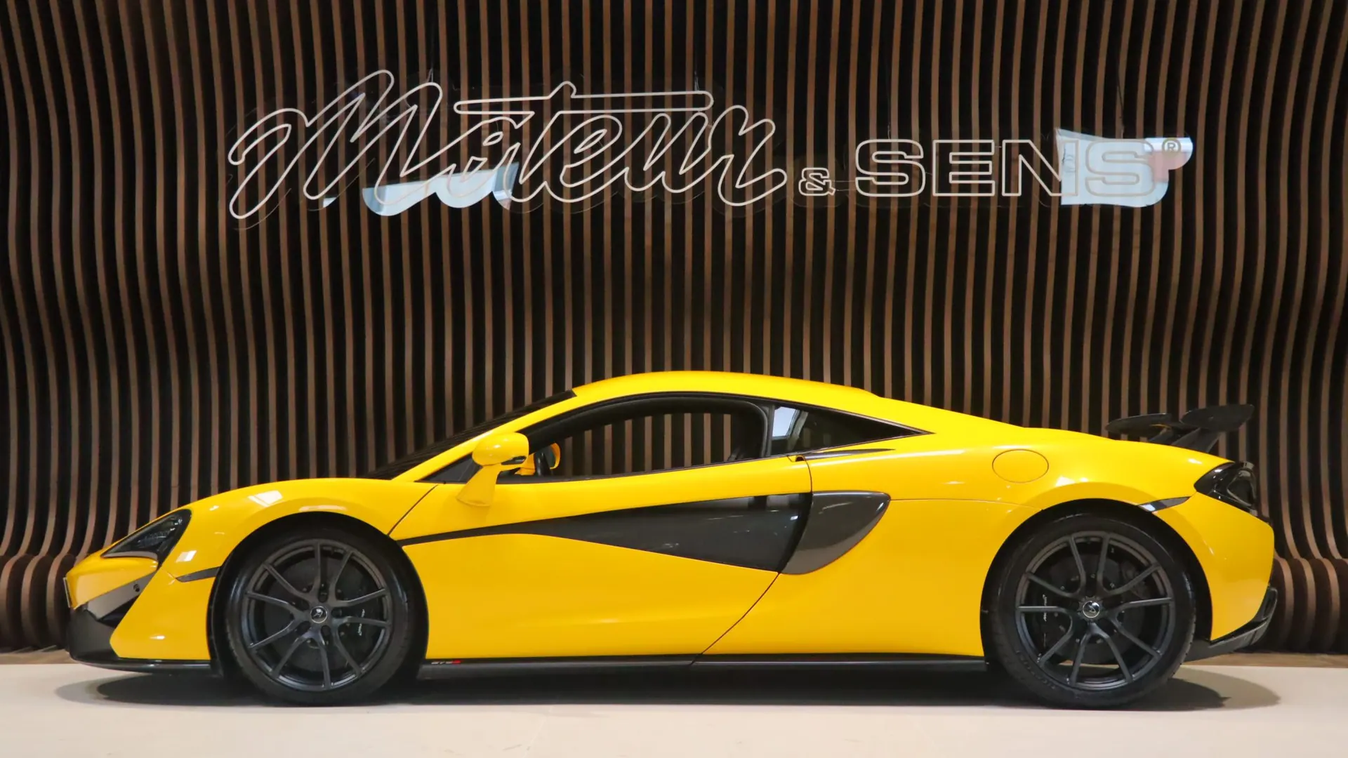 McLaren 570S — photo 5