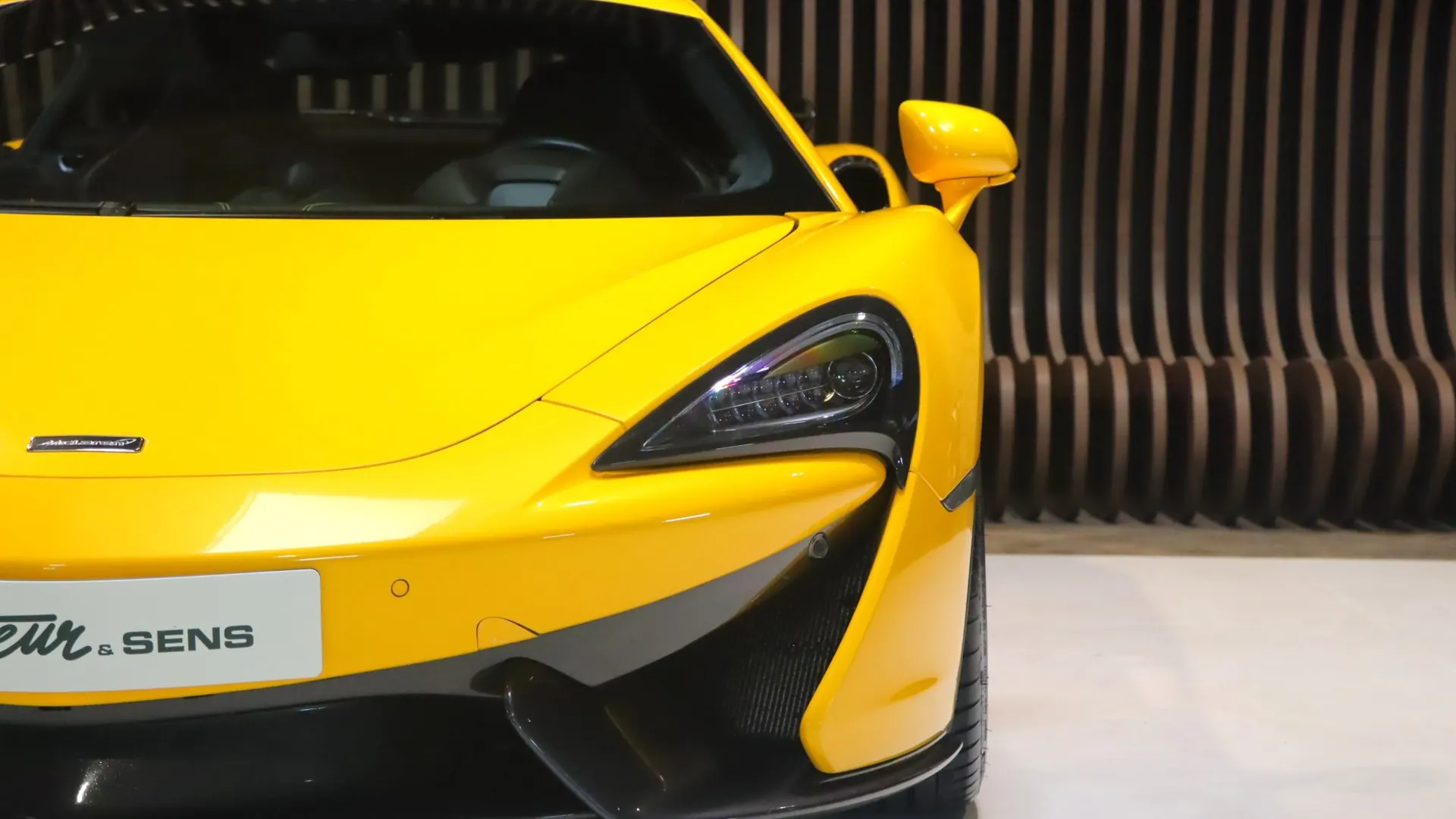 McLaren 570S — photo 33