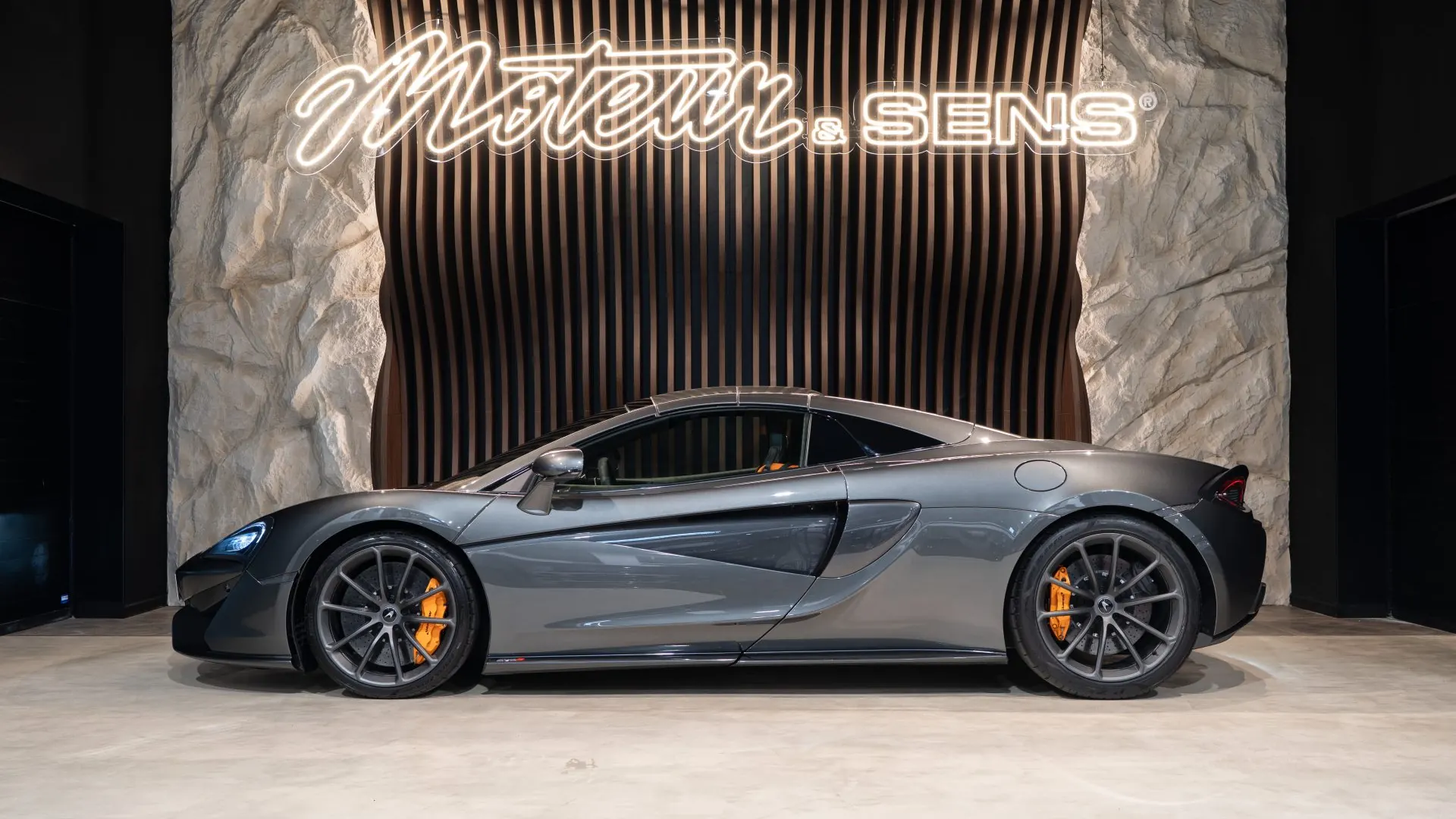 McLaren 570S — photo 6