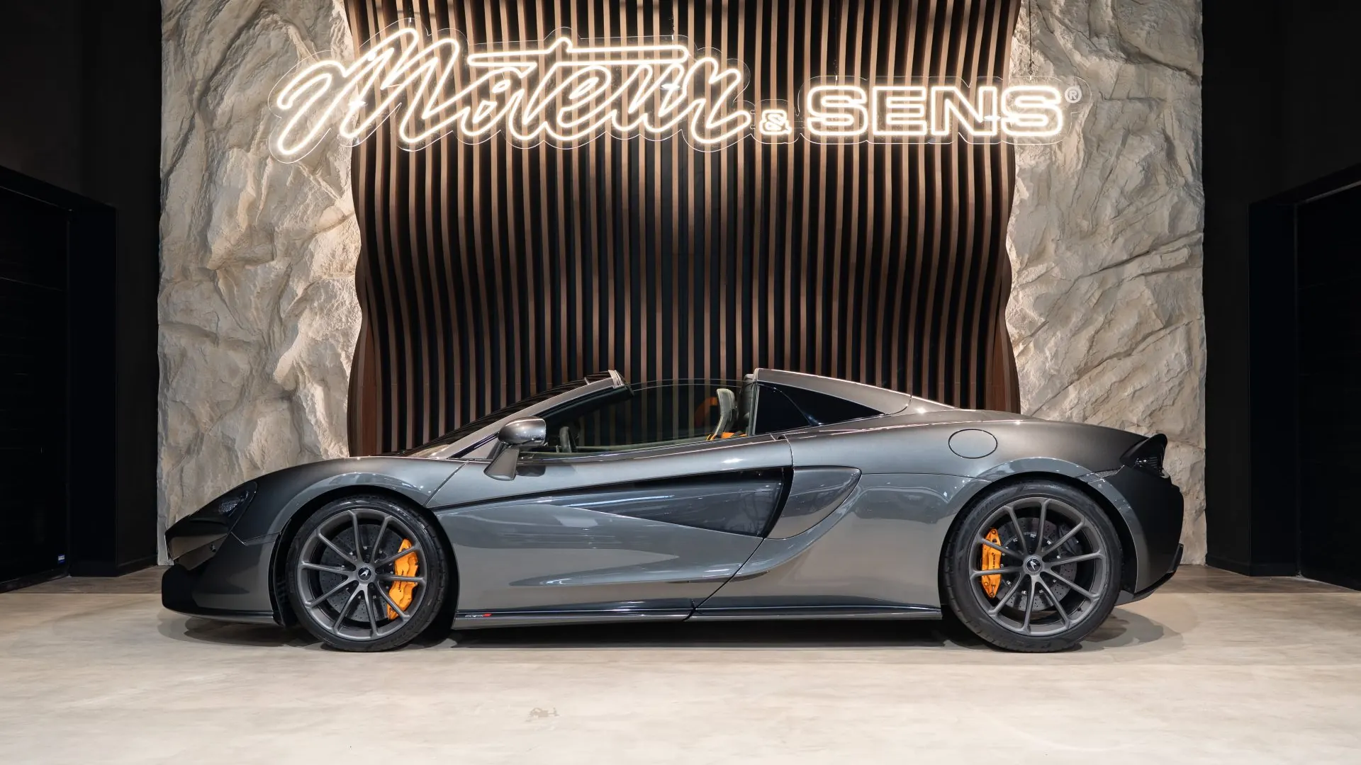 McLaren 570S — photo 5
