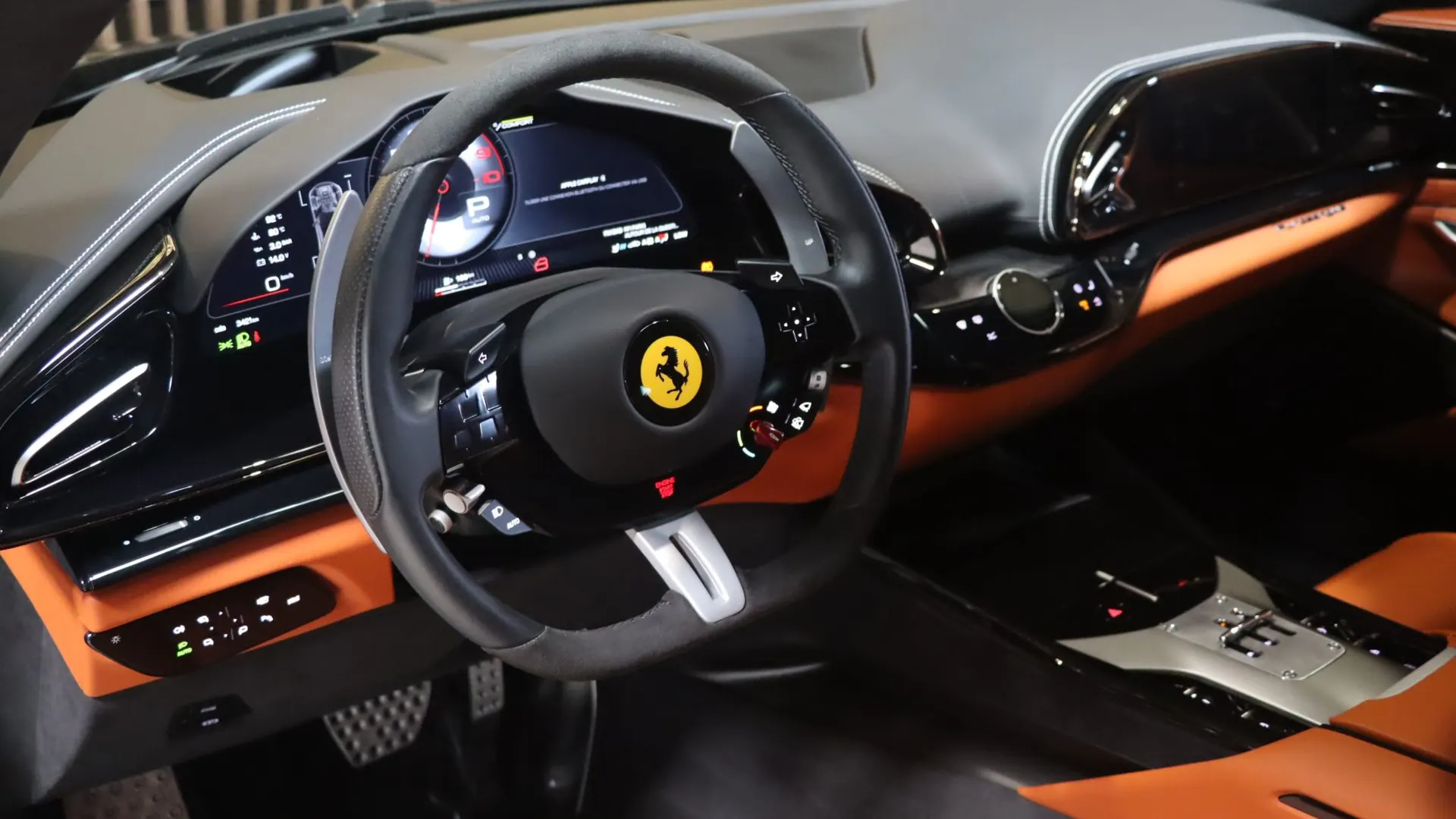 Ferrari Purosangue — photo 15