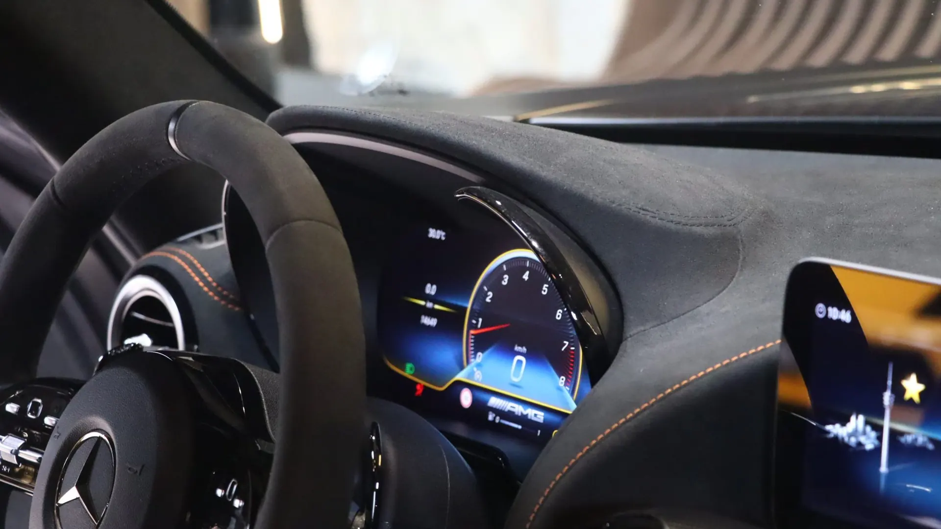 Mercedes-Benz AMG GT — photo 26