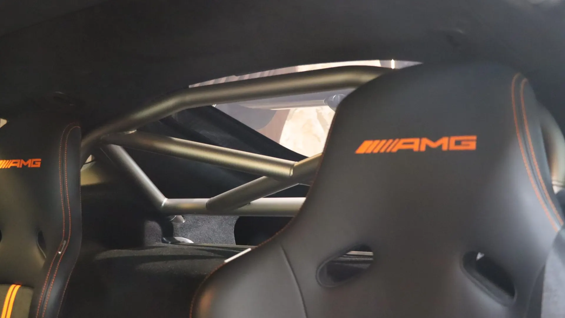 Mercedes-Benz AMG GT — photo 36