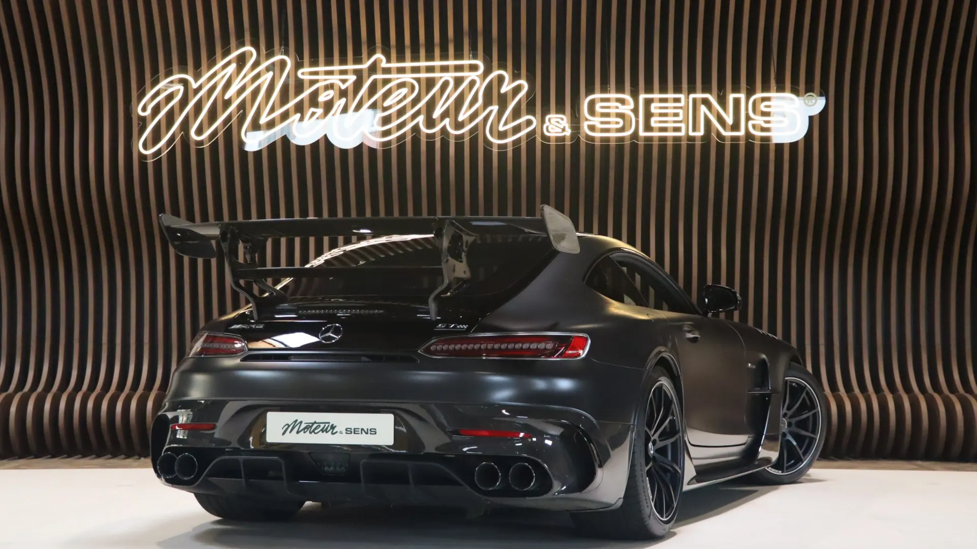 Mercedes-Benz AMG GT — photo 2